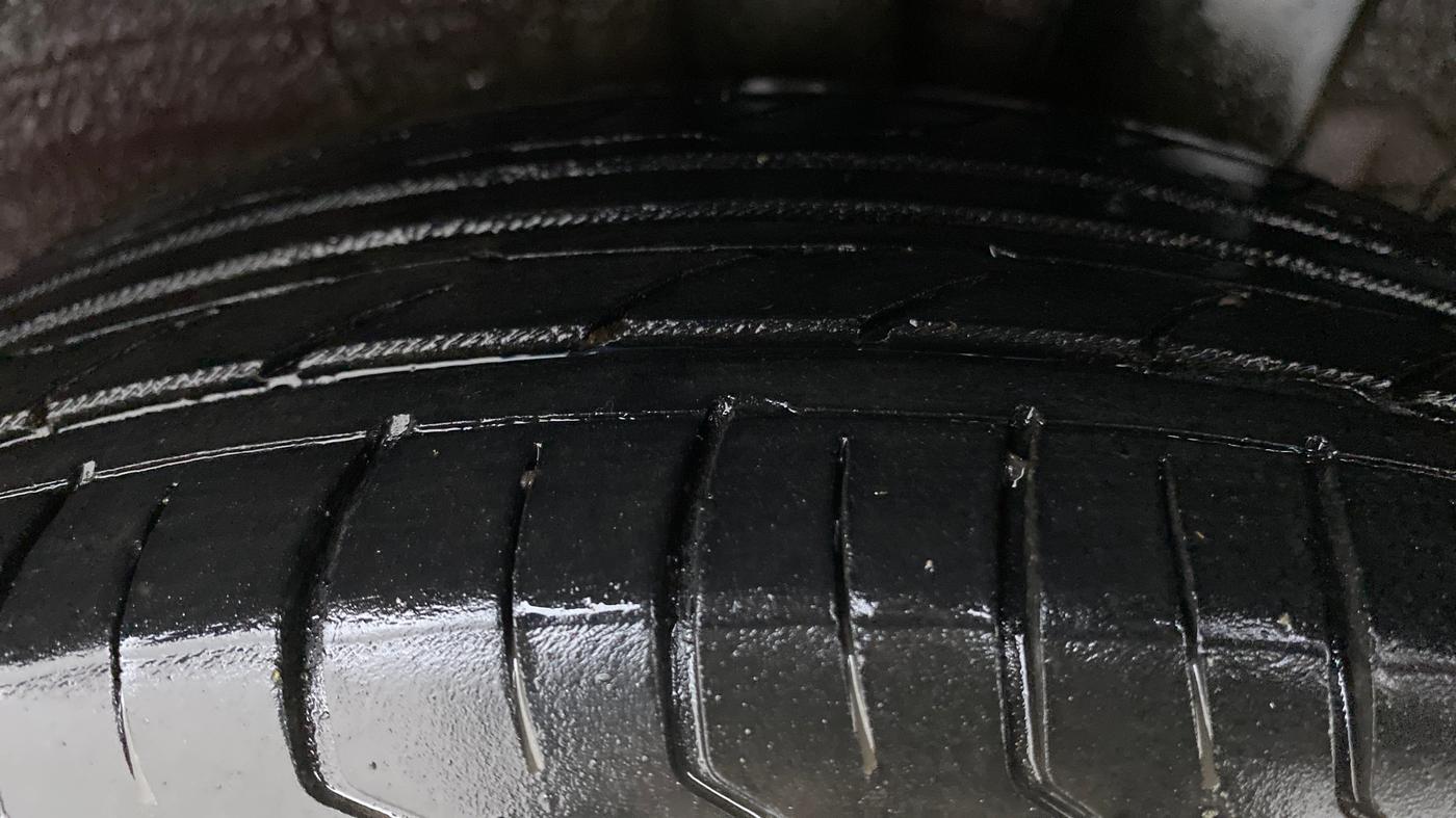 2015 Hyundai Grand i10 ASTA AT 1.2 KAPPA VTVT, Petrol, Automatic, 81,360 km, Left Rear Tyre Tread
