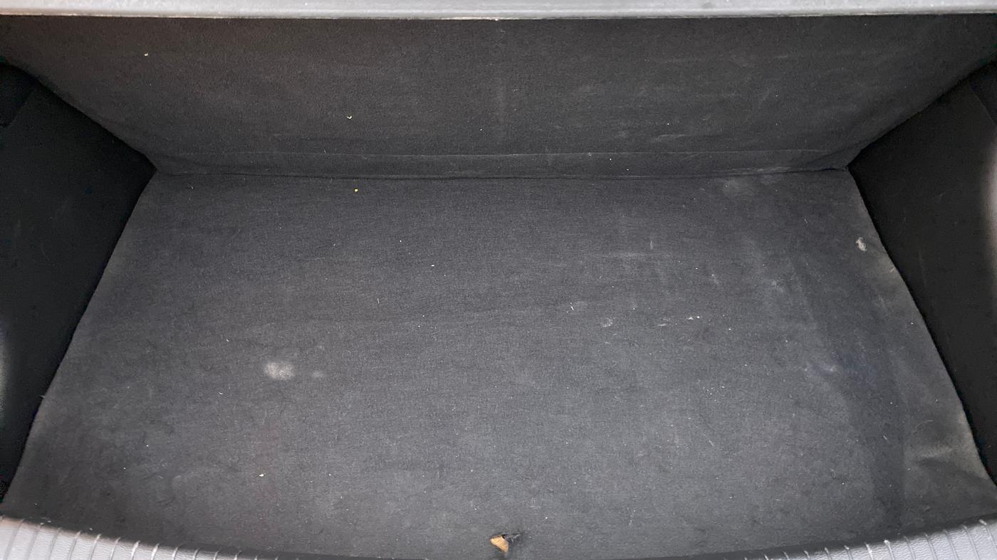 2015 Hyundai Grand i10 ASTA AT 1.2 KAPPA VTVT, Petrol, Automatic, 81,360 km, Boot Inside