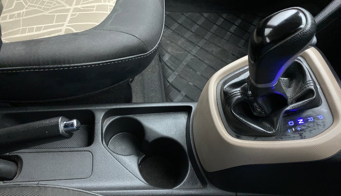 2015 Hyundai Grand i10 ASTA AT 1.2 KAPPA VTVT, Petrol, Automatic, 81,360 km, Gear Lever