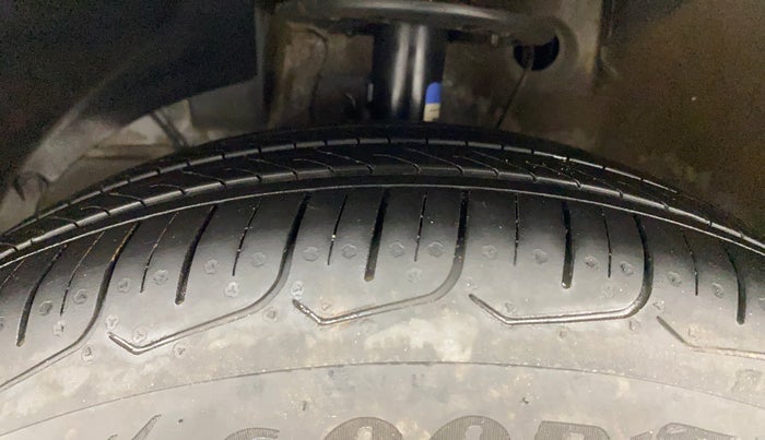 2017 Maruti Dzire ZXI PLUS, Petrol, Manual, 31,953 km, Left Front Tyre Tread