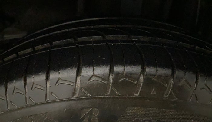 2022 Tata Tiago XZ PLUS CNG, CNG, Manual, 62,618 km, Left Rear Tyre Tread