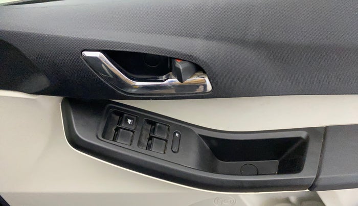 2022 Tata Tiago XZ PLUS CNG, CNG, Manual, 62,618 km, Driver Side Door Panels Control