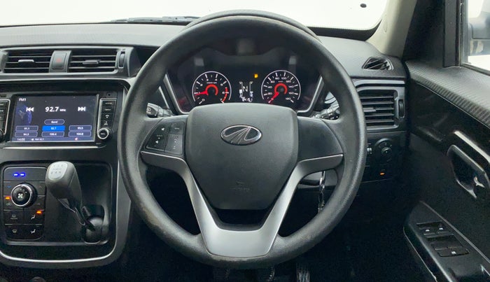 2017 Mahindra KUV 100 NXT K8 P 6 STR, Petrol, Manual, 84,452 km, Steering Wheel Close Up