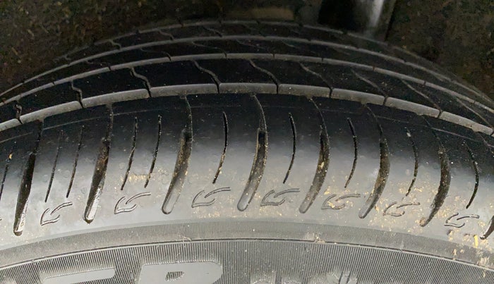 2020 Maruti Vitara Brezza VXI, Petrol, Manual, 14,902 km, Left Rear Tyre Tread