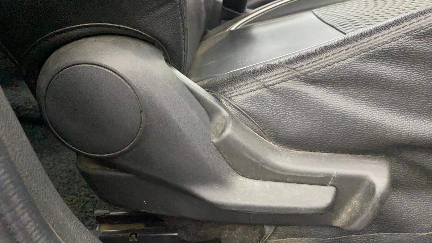 2021 Maruti Baleno DELTA PETROL 1.2, Petrol, Manual, 48,436 km, Driver Side Adjustment Panel