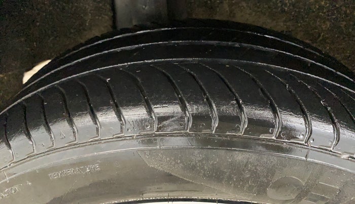 2021 Maruti Baleno DELTA PETROL 1.2, Petrol, Manual, 48,436 km, Right Rear Tyre Tread