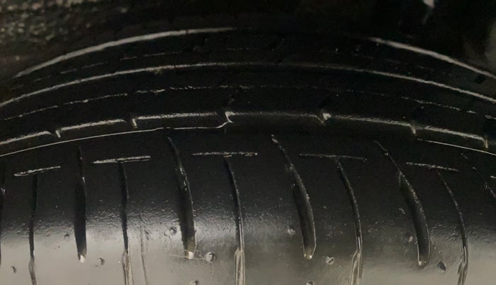 2023 Maruti IGNIS ZETA 1.2 AMT, Petrol, Automatic, 8,743 km, Left Rear Tyre Tread