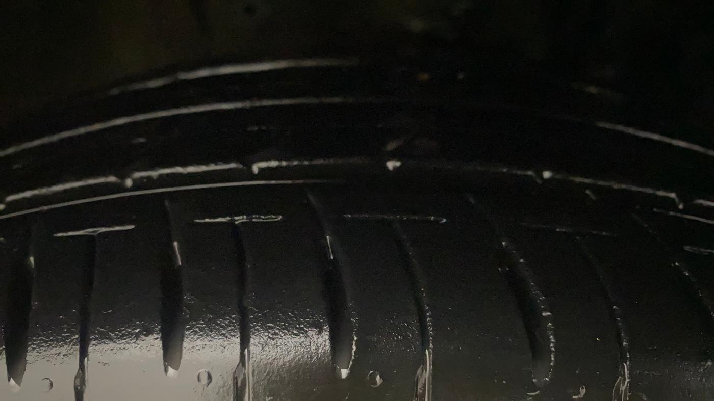 2023 Maruti IGNIS ZETA 1.2 AMT, Petrol, Automatic, 8,743 km, Right Front Tyre Tread