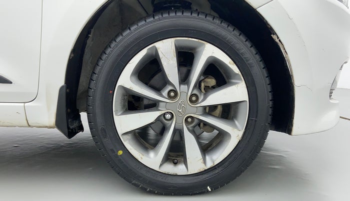 2017 Hyundai Elite i20 ASTA 1.2 (O), Petrol, Manual, 40,212 km, Right Front Wheel