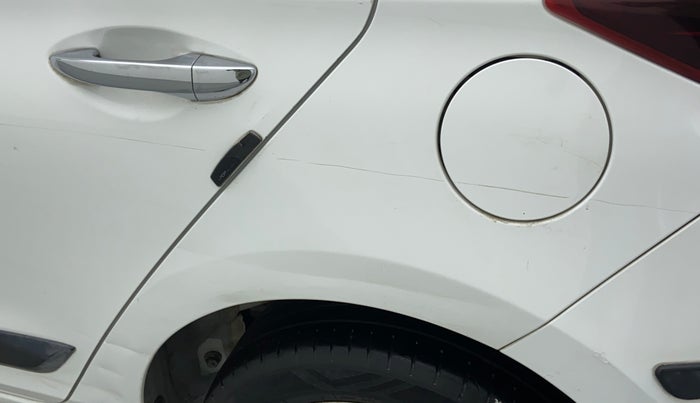 2017 Hyundai Elite i20 ASTA 1.2 (O), Petrol, Manual, 40,212 km, Left quarter panel - Slightly dented