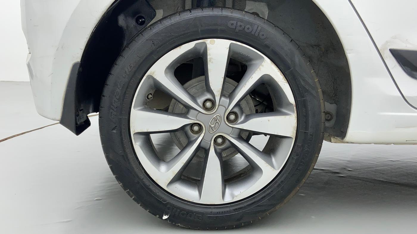2017 Hyundai Elite i20 ASTA 1.2 (O), Petrol, Manual, 40,212 km, Right Rear Wheel