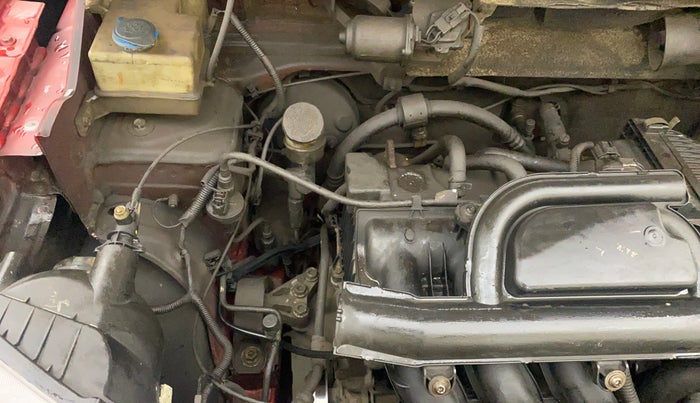 2017 Renault Kwid RXT 1.0 AMT, Petrol, Automatic, 72,056 km, Engine View - Right