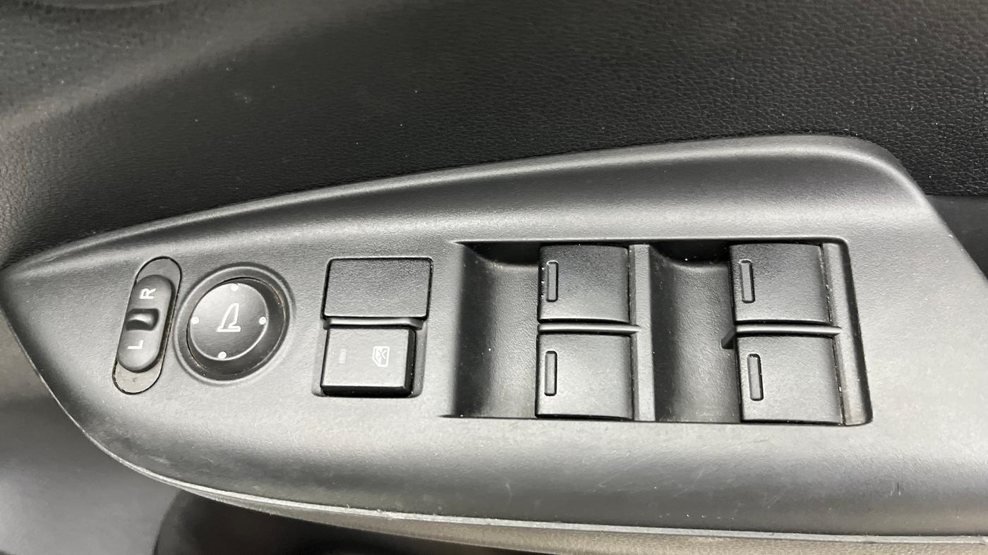 2016 Honda Jazz 1.2L I-VTEC S AT, Petrol, Automatic, 61,248 km, Driver Side Door Panels Control