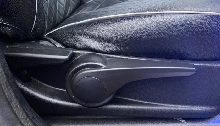 2018 Tata Tiago XZ PETROL, Petrol, Manual, 38,562 km, Driver Side Adjustment Panel