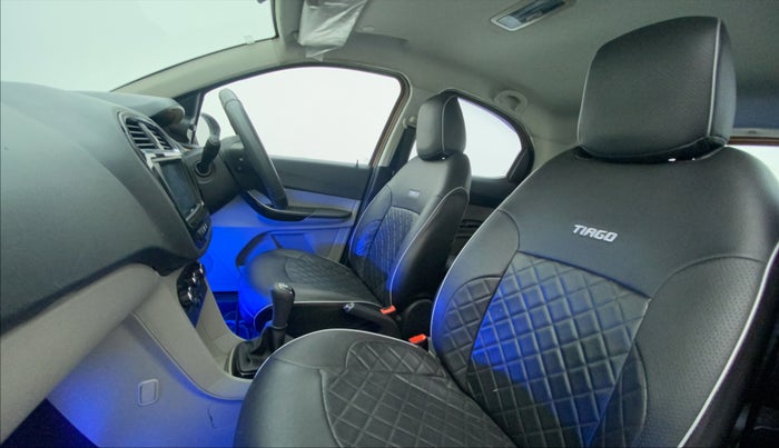 2018 Tata Tiago XZ PETROL, Petrol, Manual, 38,562 km, Right Side Front Door Cabin