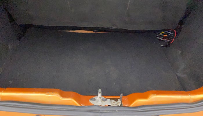 2018 Tata Tiago XZ PETROL, Petrol, Manual, 38,562 km, Boot Inside