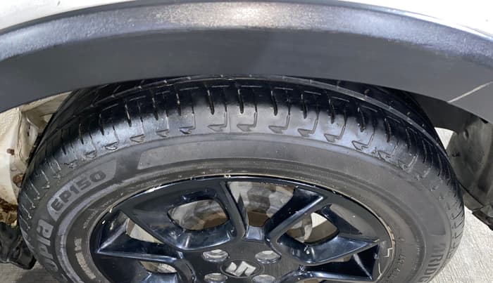 2021 Maruti IGNIS ALPHA 1.2 AMT, Petrol, Automatic, 29,402 km, Left Rear Tyre Tread