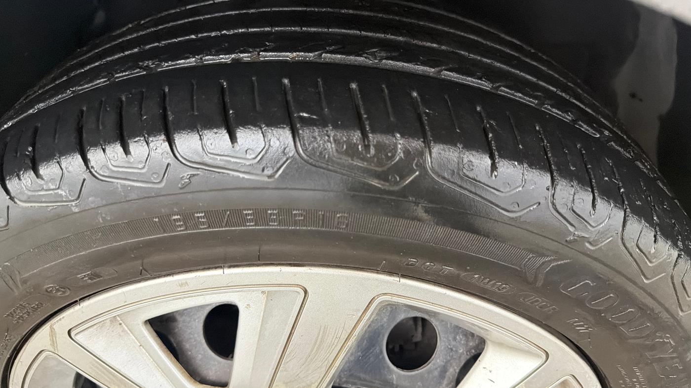 2022 Tata ALTROZ XT PETROL, Petrol, Manual, 57,572 km, Right Front Tyre Tread