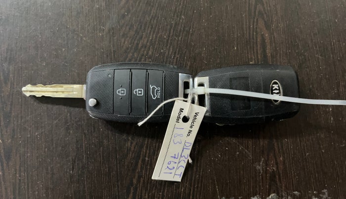 2021 KIA SELTOS HTE 1.5 PETROL, Petrol, Manual, 85,024 km, Key Close Up