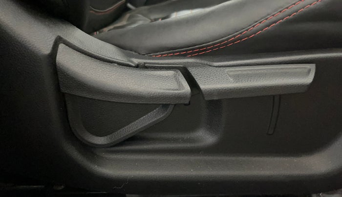 2021 KIA SELTOS HTE 1.5 PETROL, Petrol, Manual, 85,024 km, Driver Side Adjustment Panel