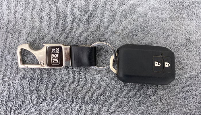 2019 Maruti Baleno ALPHA 1.2 K12, Petrol, Manual, 44,113 km, Key Close Up