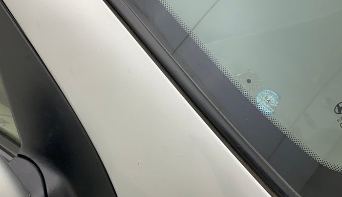 2015 Hyundai i10 SPORTZ 1.1, Petrol, Manual, 55,434 km, Right A pillar - Paint is slightly faded