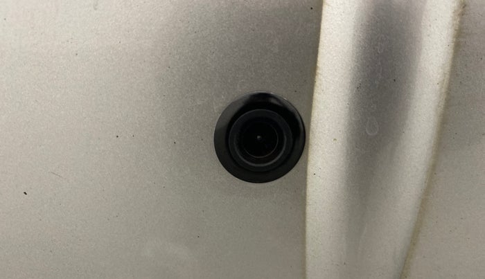 2014 Mahindra XUV500 W6, Diesel, Manual, 1,08,943 km, Parking Camera