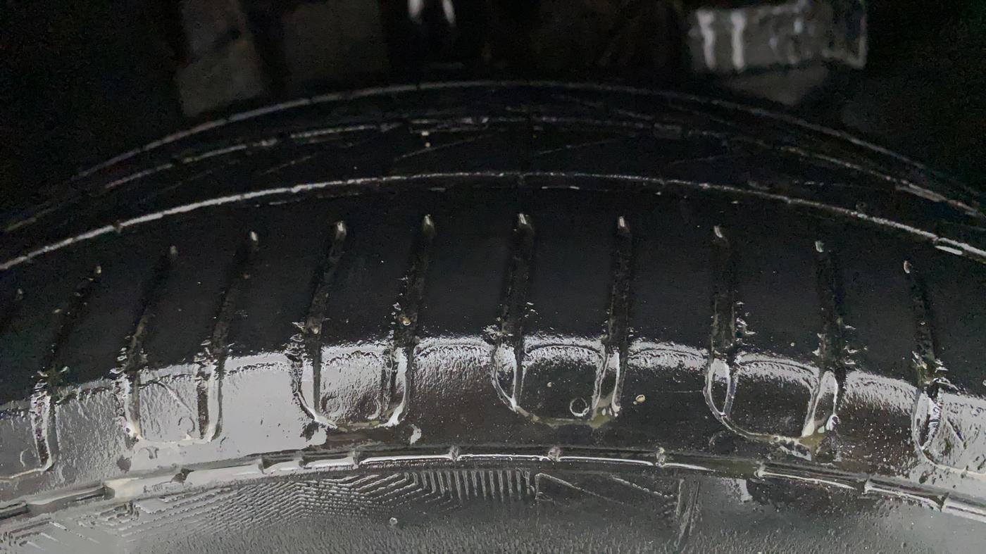 2017 Tata Tiago XZ PETROL, Petrol, Manual, 1,03,178 km, Right Front Tyre Tread
