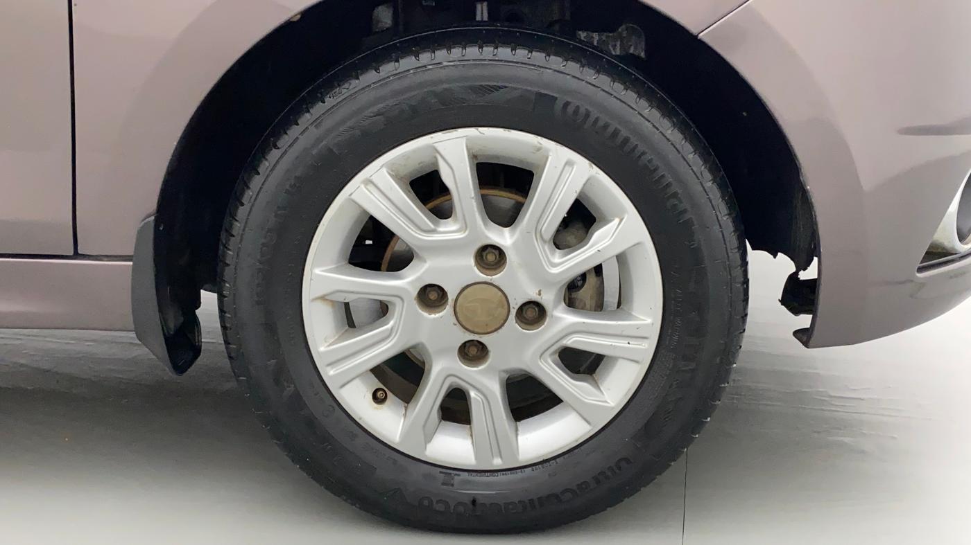 2017 Tata Tiago XZ PETROL, Petrol, Manual, 1,03,178 km, Right Front Wheel