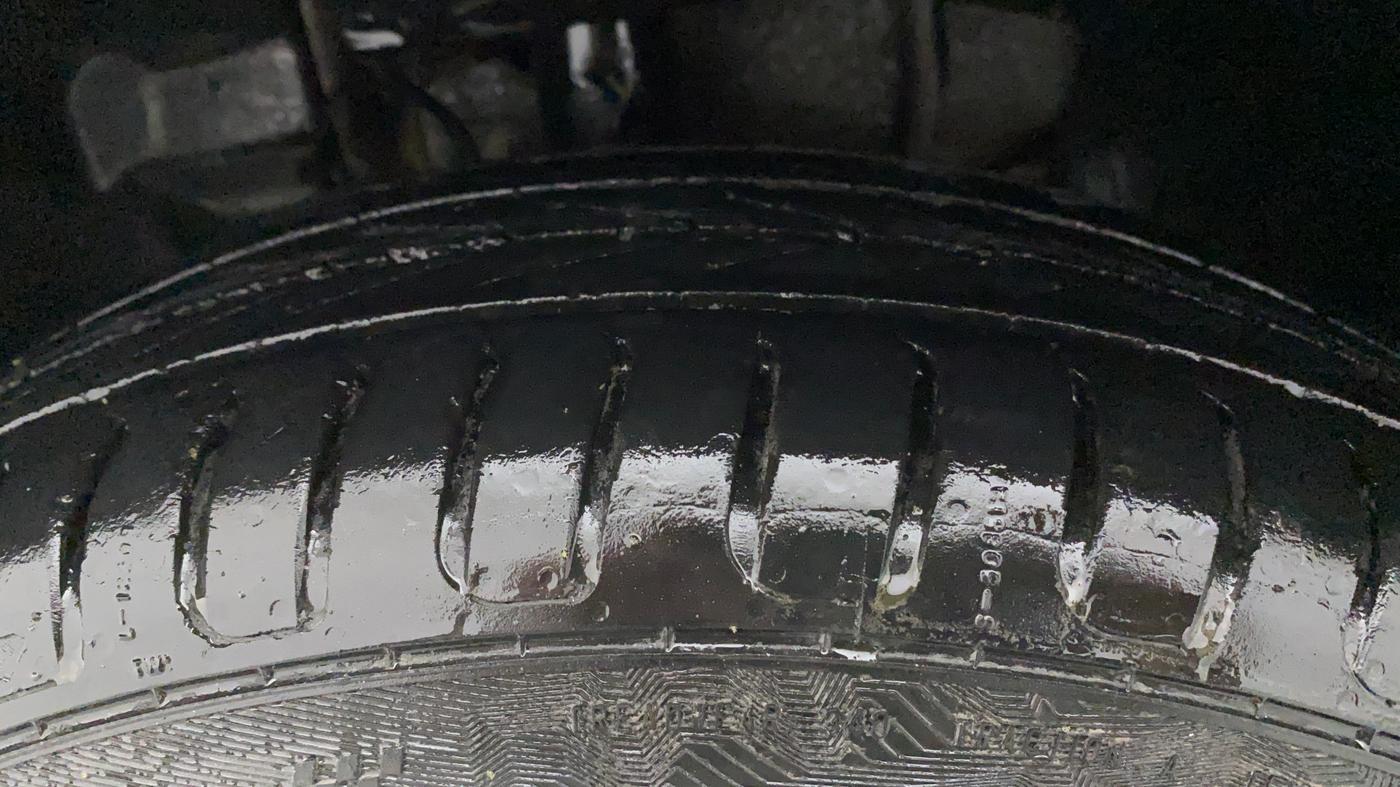2017 Tata Tiago XZ PETROL, Petrol, Manual, 1,03,178 km, Left Front Tyre Tread