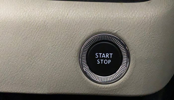 2023 Nissan MAGNITE XV MT, Petrol, Manual, 13,019 km, Keyless Start/ Stop Button