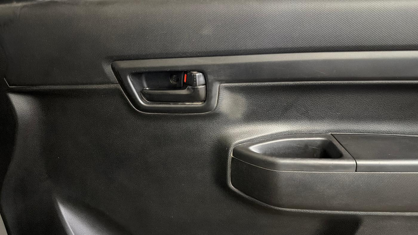 2019 Maruti S PRESSO VXI PLUS AMT, CNG, Automatic, 1,13,457 km, Driver Side Door Panels Control