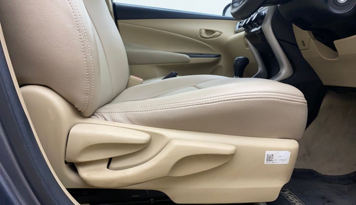 2019 Toyota YARIS J CVT, Petrol, Automatic, 60,978 km, Driver Side Adjustment Panel