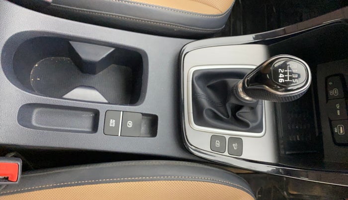 2024 Hyundai ALCAZAR PLATINUM 1.5 MT 7STR, Diesel, Manual, 9,508 km, Gear Lever