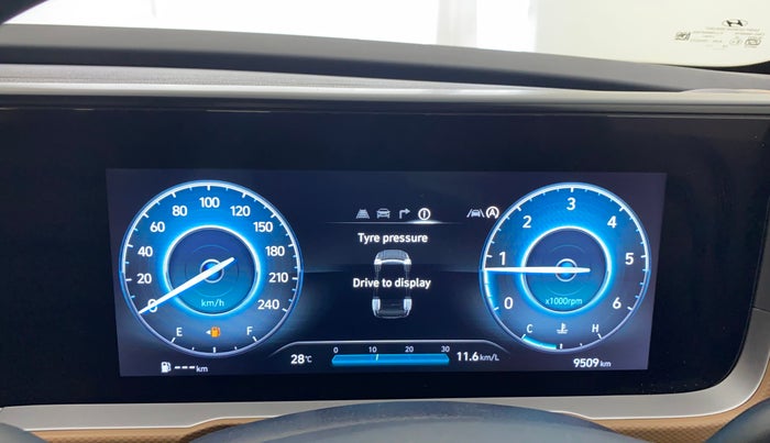 2024 Hyundai ALCAZAR PLATINUM 1.5 MT 7STR, Diesel, Manual, 9,508 km, Odometer Image