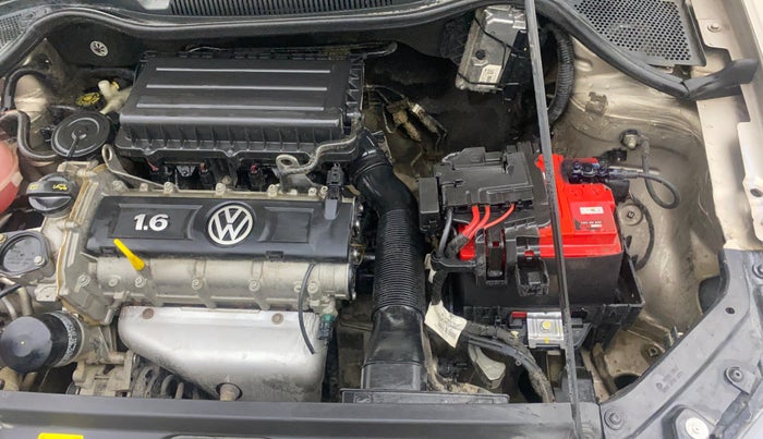 2015 Volkswagen Vento COMFORTLINE 1.6, Petrol, Manual, 29,969 km, Engine View - Left