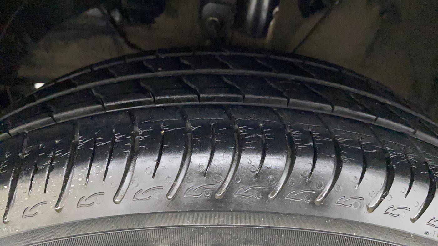 2020 Maruti Baleno DELTA PETROL 1.2, Petrol, Manual, 25,777 km, Left Front Tyre Tread