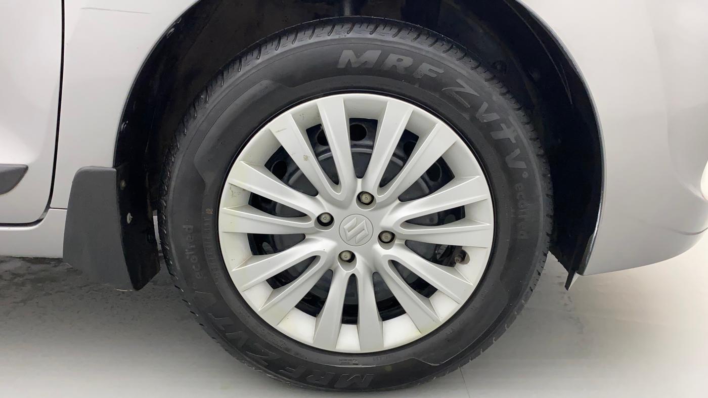 2020 Maruti Baleno DELTA PETROL 1.2, Petrol, Manual, 25,777 km, Right Front Wheel