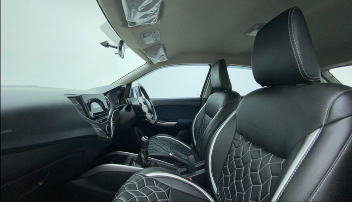 2020 Maruti Baleno DELTA PETROL 1.2, Petrol, Manual, 25,777 km, Right Side Front Door Cabin