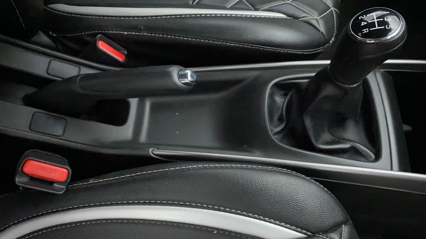 2020 Maruti Baleno DELTA PETROL 1.2, Petrol, Manual, 25,777 km, Gear Lever