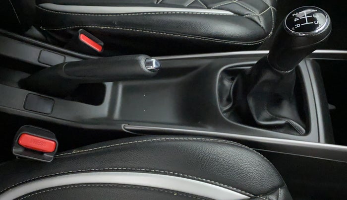 2020 Maruti Baleno DELTA PETROL 1.2, Petrol, Manual, 25,777 km, Gear Lever
