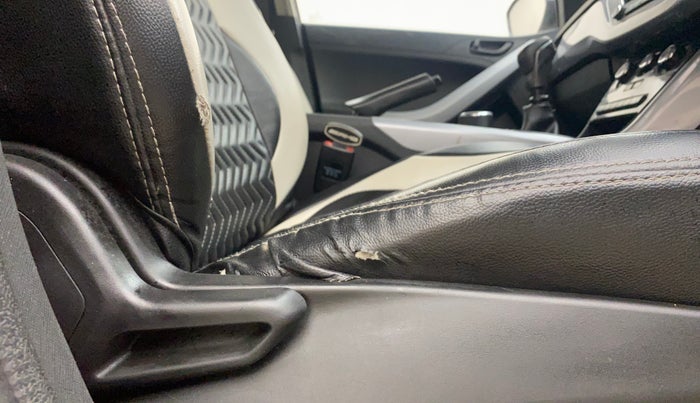 2022 Tata NEXON XM SUNROOF DIESEL, Diesel, Manual, 99,167 km, Driver Side Adjustment Panel