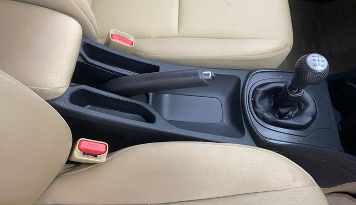 2021 Honda City 1.5L I-VTEC SV, Petrol, Manual, 17,187 km, Gear Lever