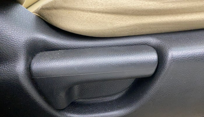 2021 Honda City 1.5L I-VTEC SV, Petrol, Manual, 17,187 km, Driver Side Adjustment Panel