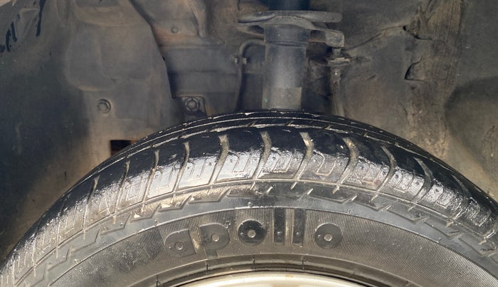 2018 Datsun Go T, Petrol, Manual, 30,404 km, Left Front Tyre Tread