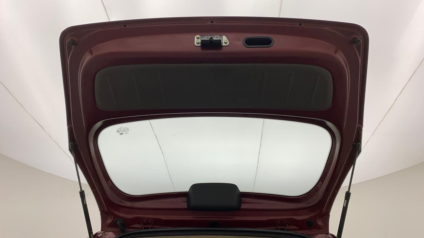 2015 Hyundai i10 SPORTZ 1.1, Petrol, Manual, 76,938 km, Boot Door Open
