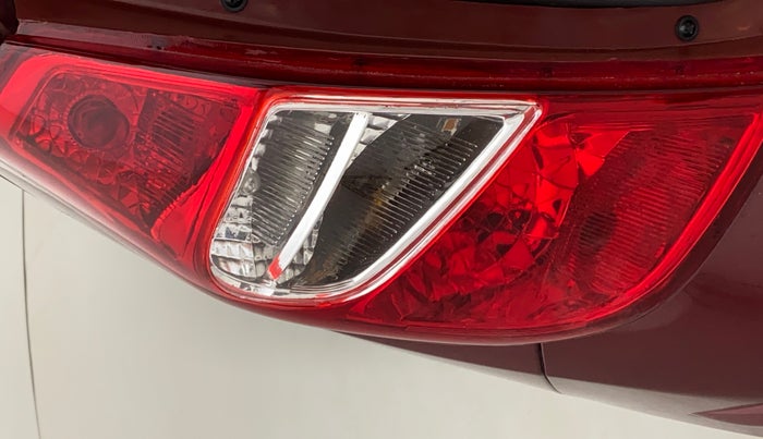 2015 Hyundai i10 SPORTZ 1.1, Petrol, Manual, 76,938 km, Left tail light - Reverse gear light not functional