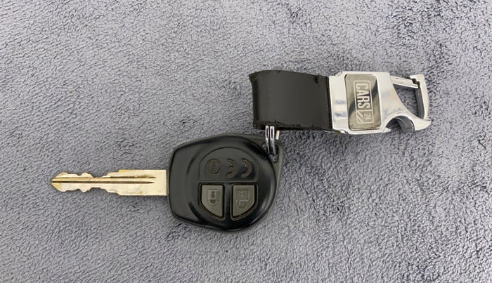 2016 Maruti Baleno DELTA PETROL 1.2, Petrol, Manual, 77,611 km, Key Close Up
