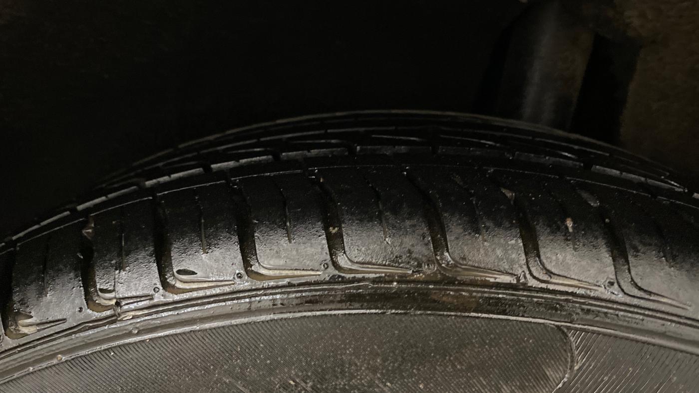2016 Maruti Baleno ZETA CVT PETROL 1.2, Petrol, Automatic, 56,442 km, Left Rear Tyre Tread