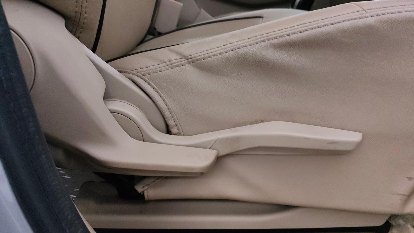 2021 Maruti Dzire ZXI AMT, Petrol, Automatic, 95,198 km, Driver Side Adjustment Panel